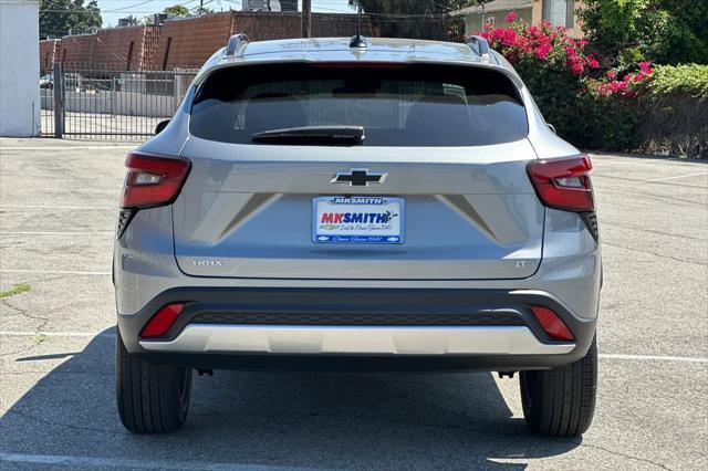new 2025 Chevrolet Trax car, priced at $24,995