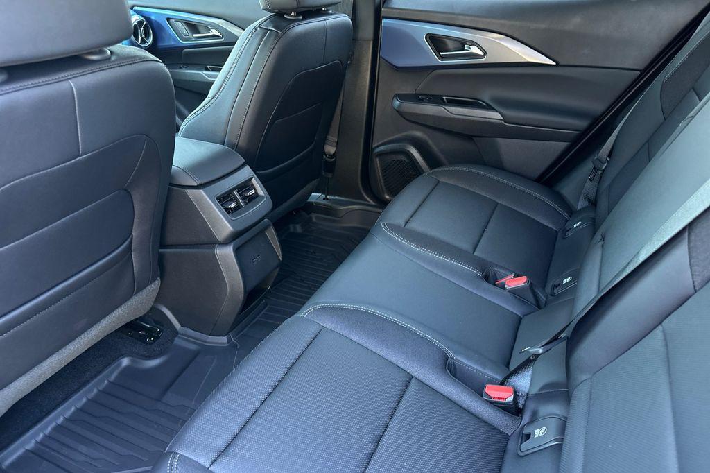 new 2025 Chevrolet Equinox EV car, priced at $31,440