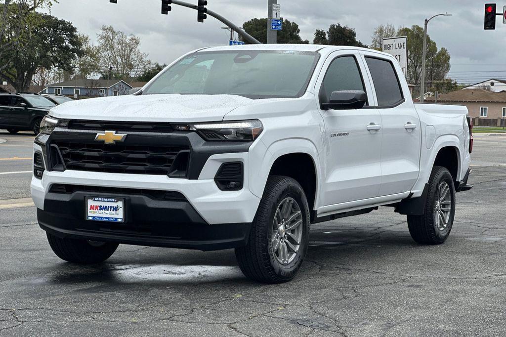 new 2025 Chevrolet Colorado car, priced at $37,560