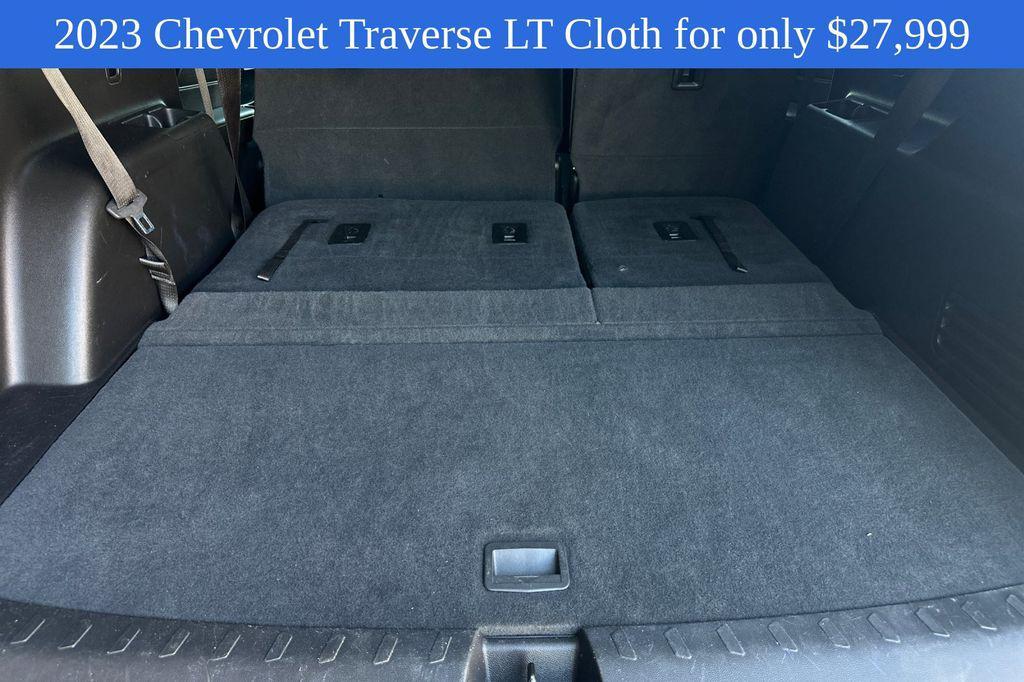 used 2023 Chevrolet Traverse car, priced at $27,999