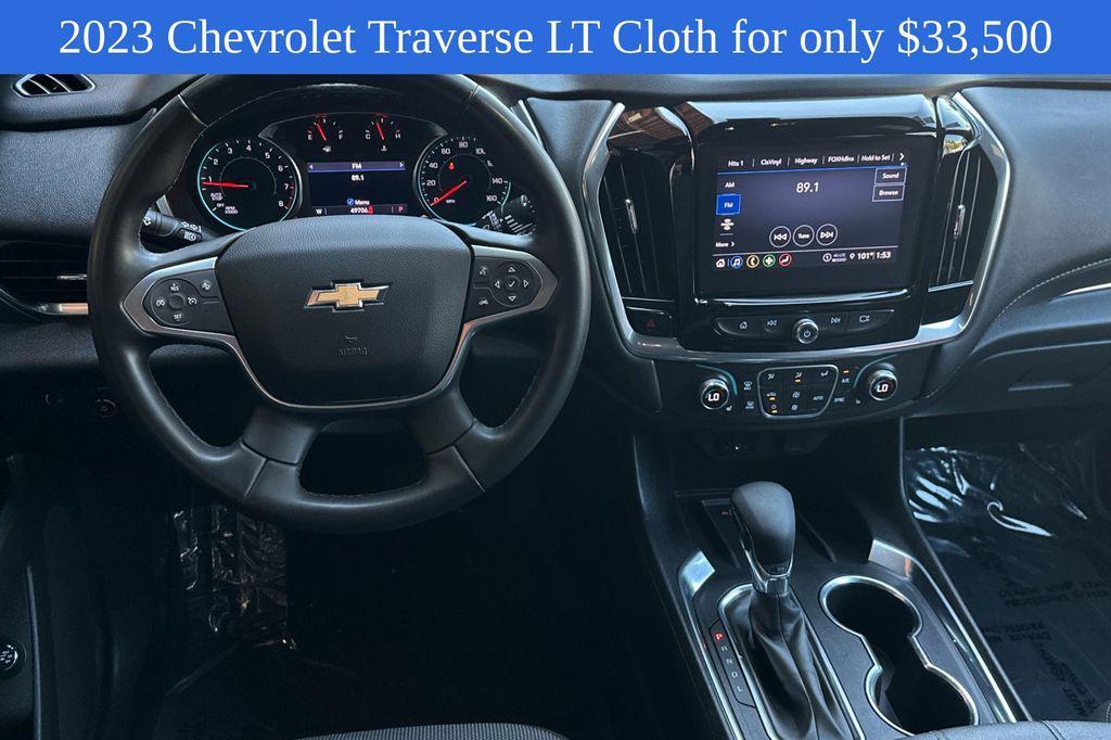 used 2023 Chevrolet Traverse car, priced at $33,500