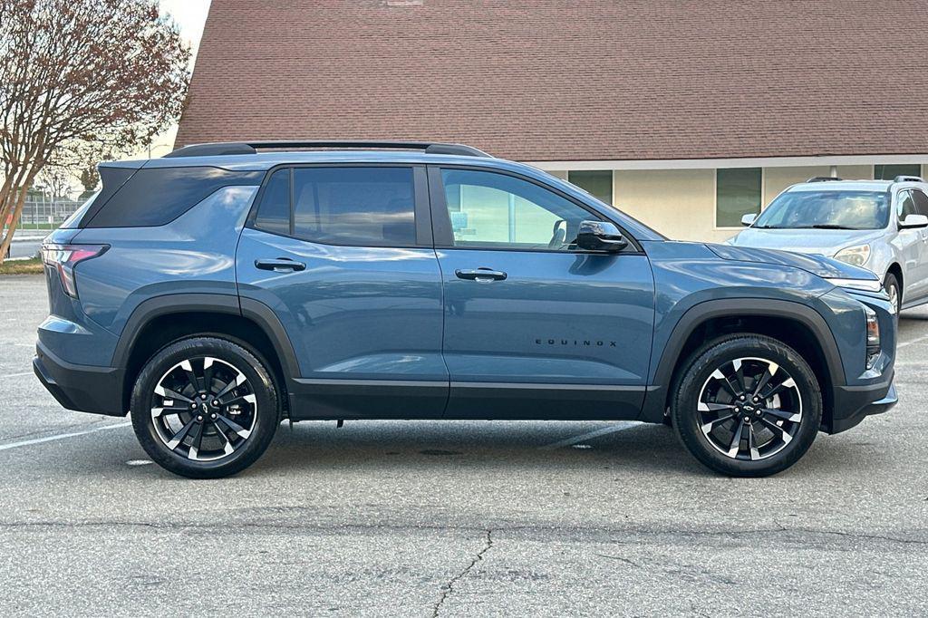 new 2026 Chevrolet Equinox car, priced at $39,110