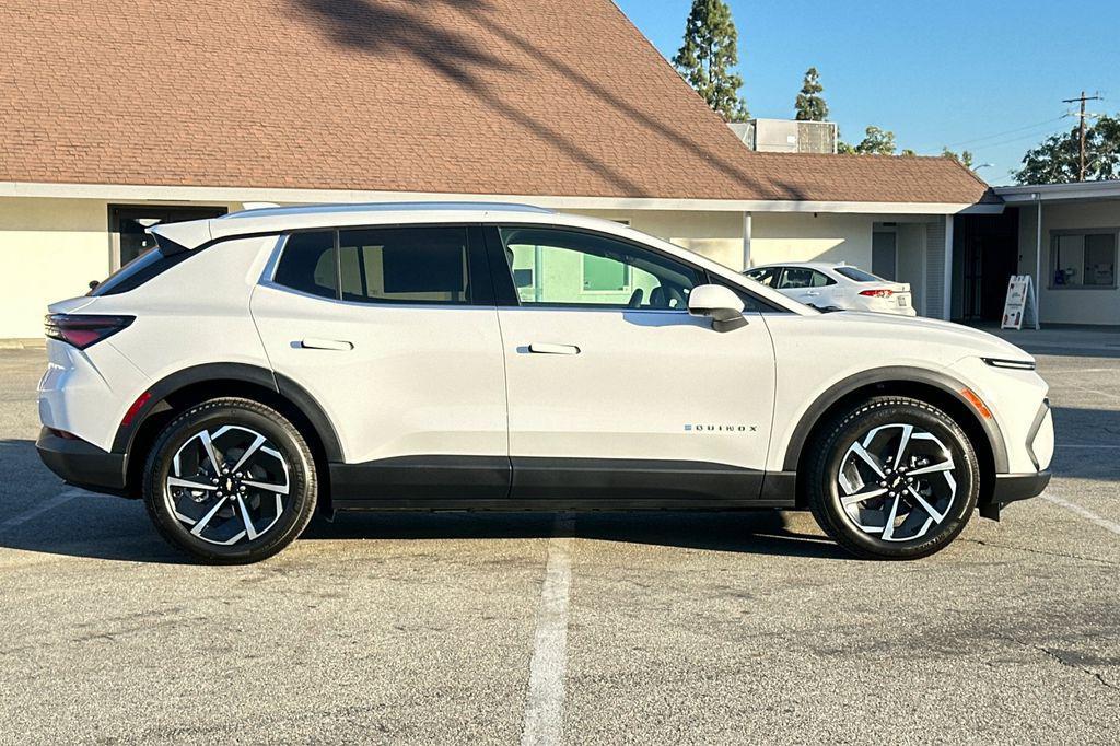 new 2026 Chevrolet Equinox EV car, priced at $37,090