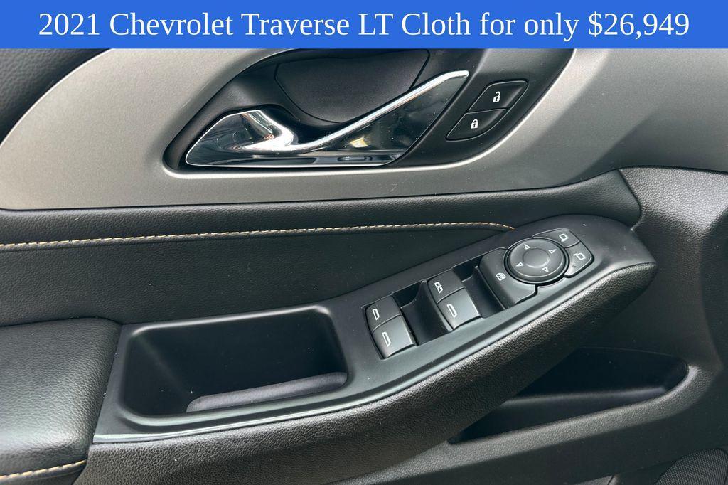 used 2021 Chevrolet Traverse car, priced at $26,949