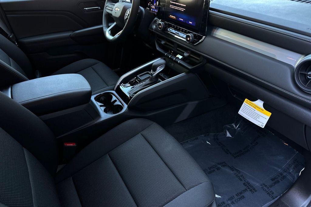 new 2025 Chevrolet Colorado car, priced at $37,395