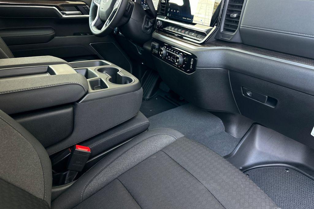 new 2025 Chevrolet Silverado 1500 car, priced at $52,275
