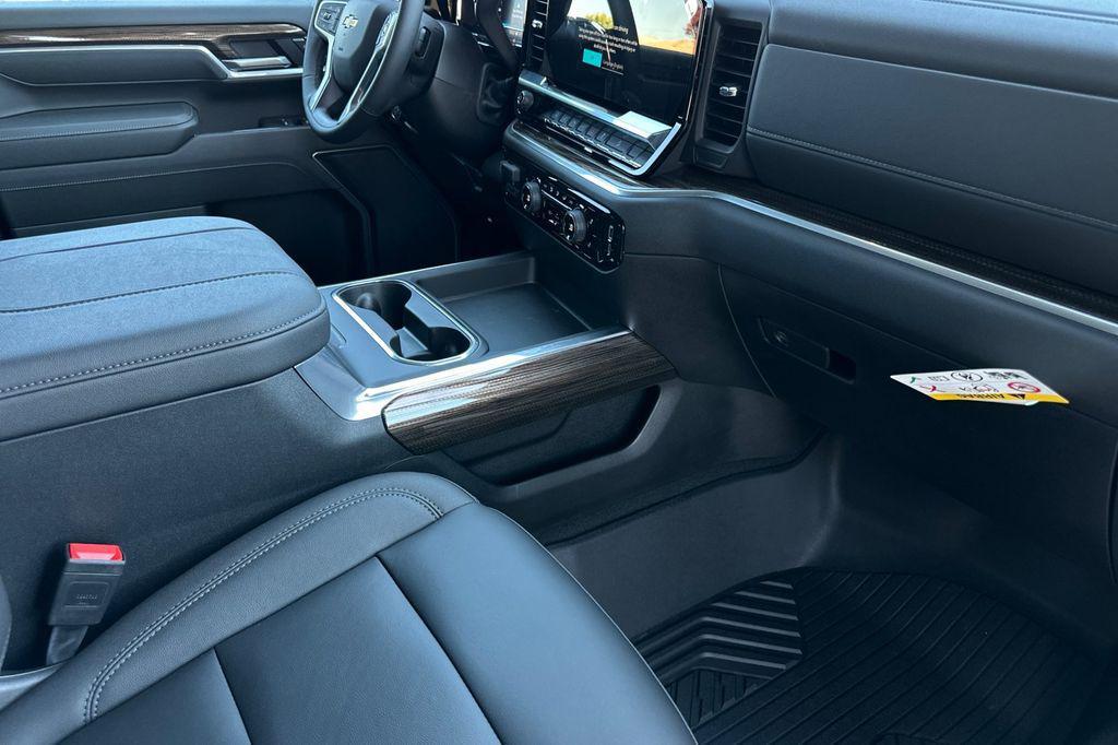 new 2025 Chevrolet Silverado 2500 car, priced at $77,530