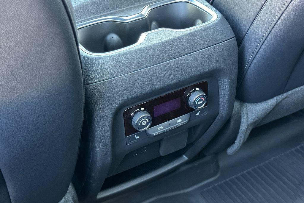 new 2026 Chevrolet Traverse car, priced at $59,395