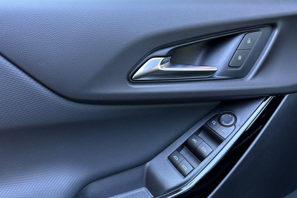new 2026 Chevrolet Equinox car, priced at $35,315