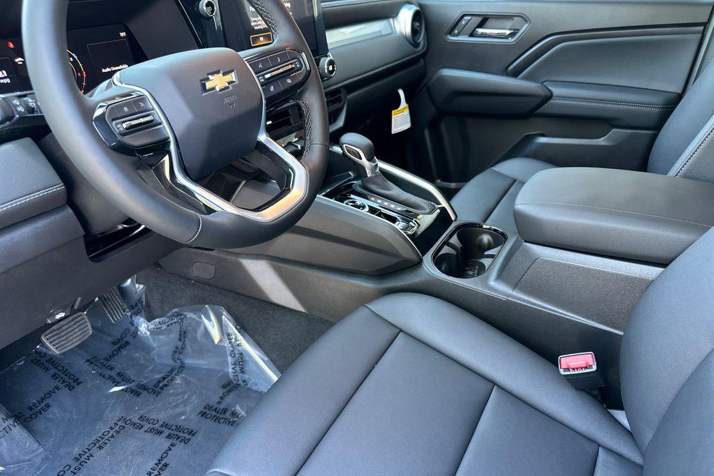 new 2025 Chevrolet Colorado car, priced at $47,055