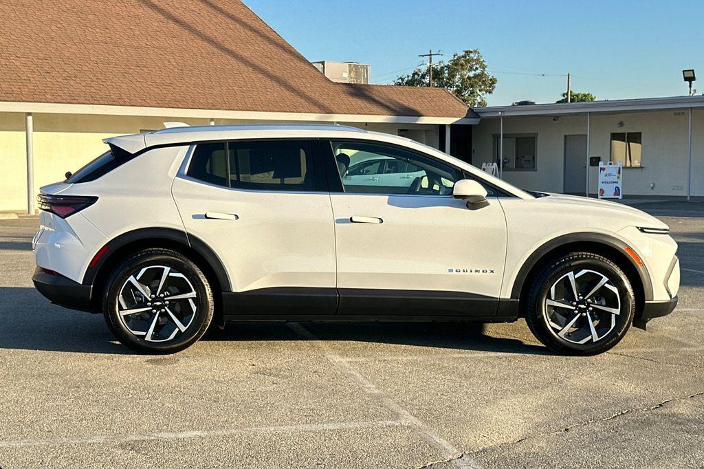 new 2026 Chevrolet Equinox EV car, priced at $40,090