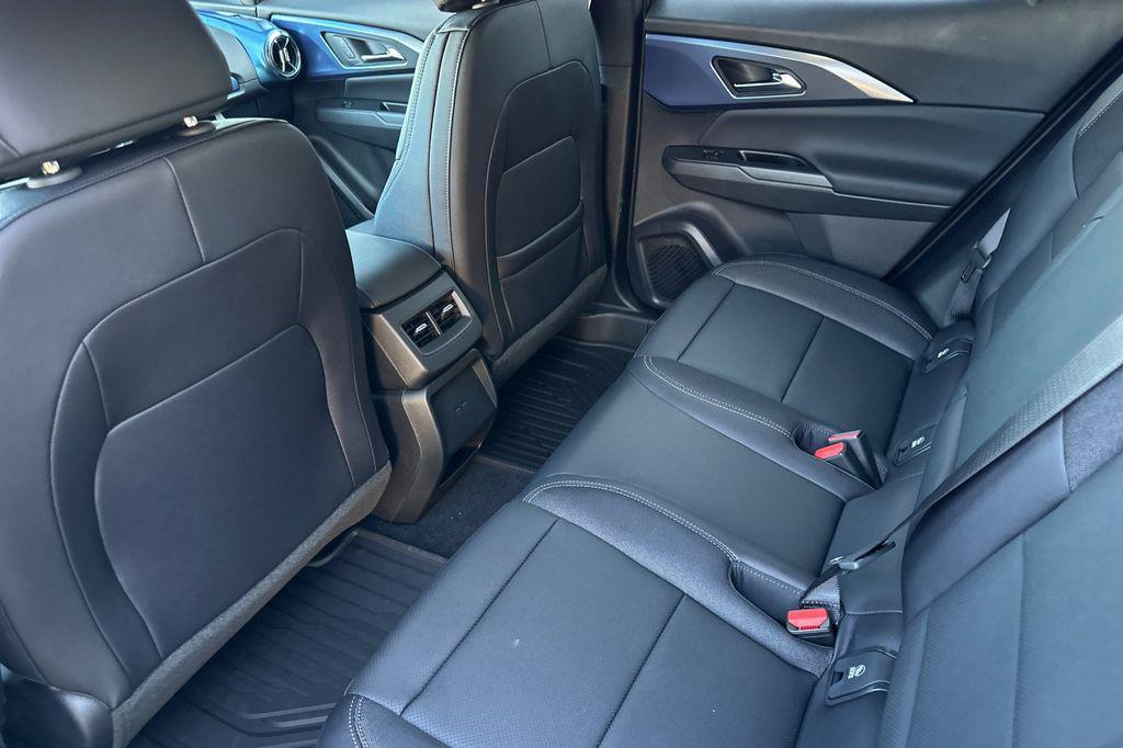 new 2026 Chevrolet Equinox EV car, priced at $40,090