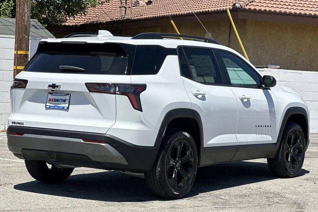 new 2026 Chevrolet Equinox car, priced at $33,090