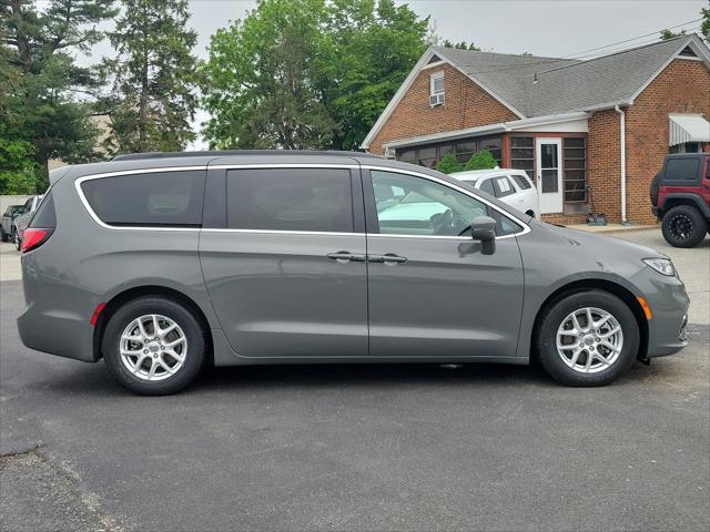 used 2022 Chrysler Pacifica car, priced at $28,600