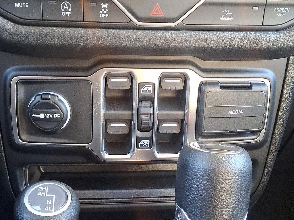 new 2026 Jeep Gladiator car, priced at $51,525