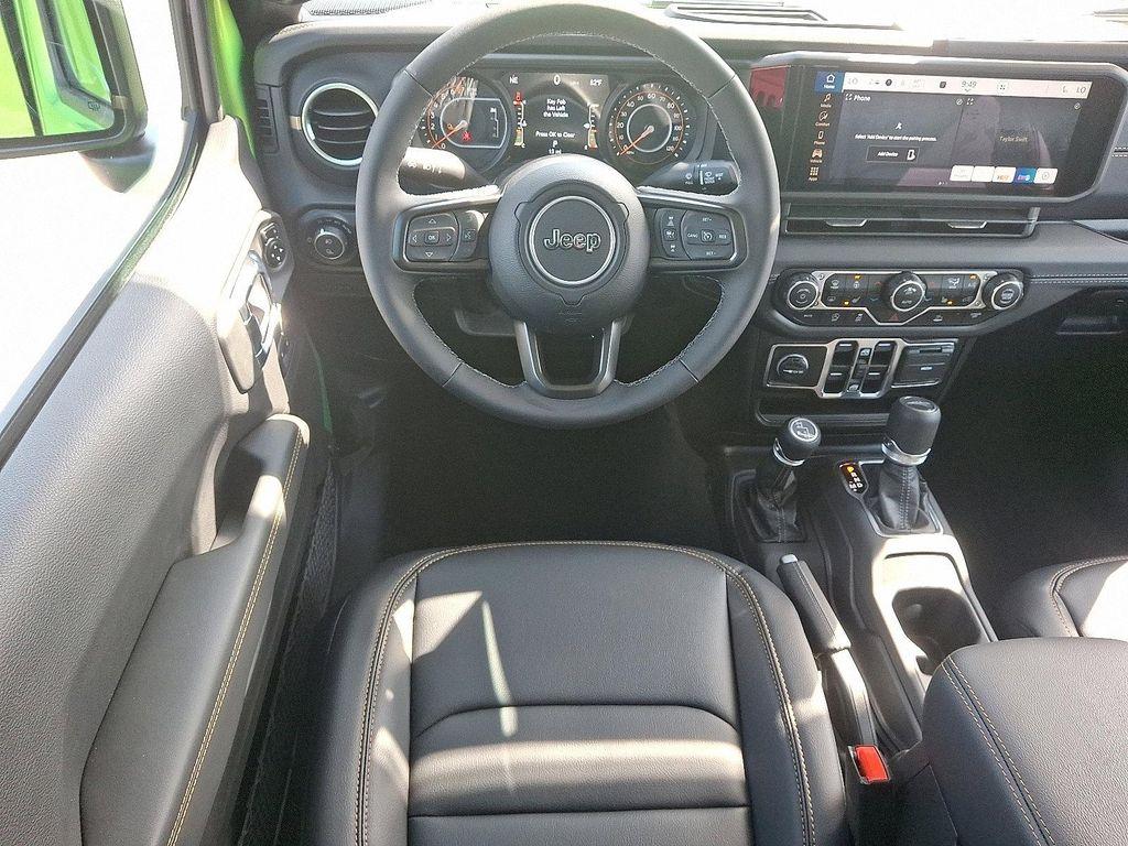new 2025 Jeep Gladiator car, priced at $48,019