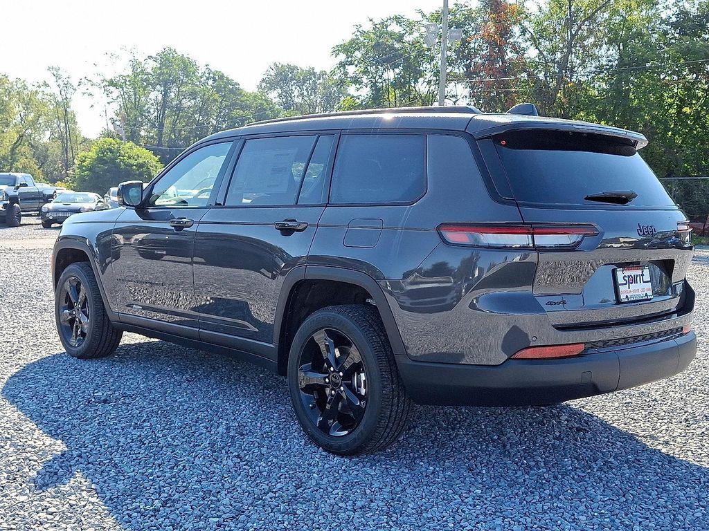 new 2025 Jeep Grand Cherokee L car, priced at $51,125
