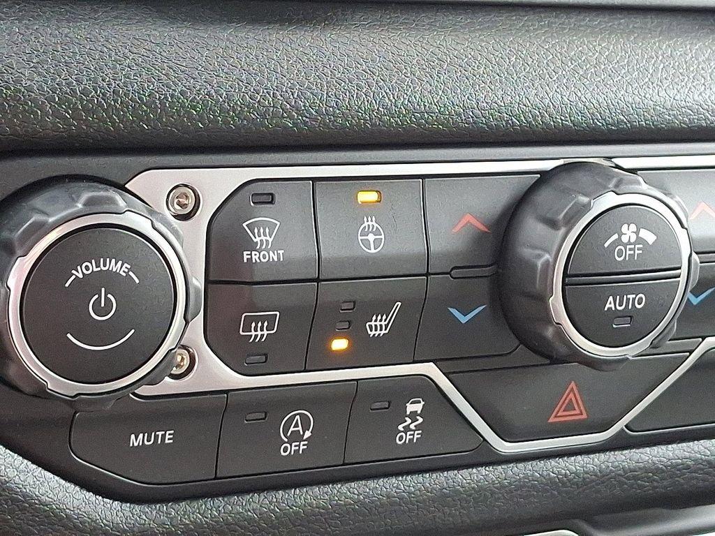 new 2025 Jeep Wrangler car, priced at $52,389