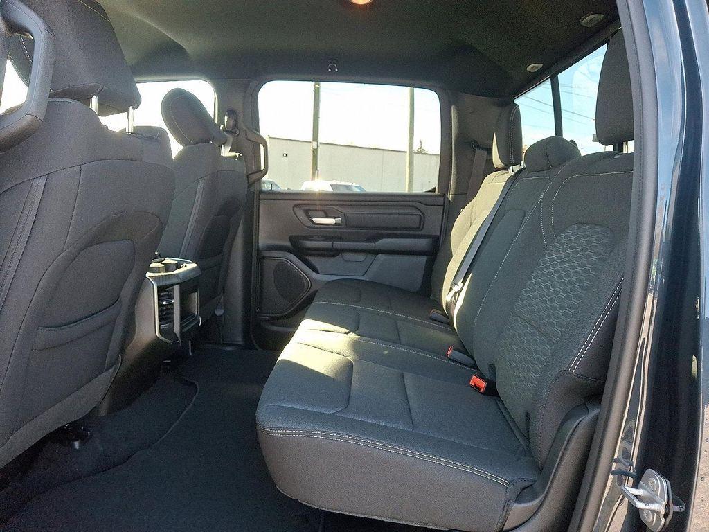 new 2025 Ram 1500 car, priced at $52,555