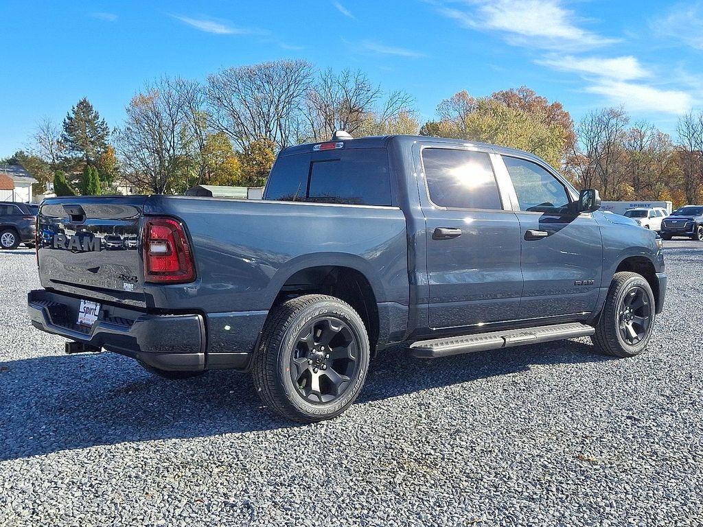 new 2025 Ram 1500 car, priced at $52,555