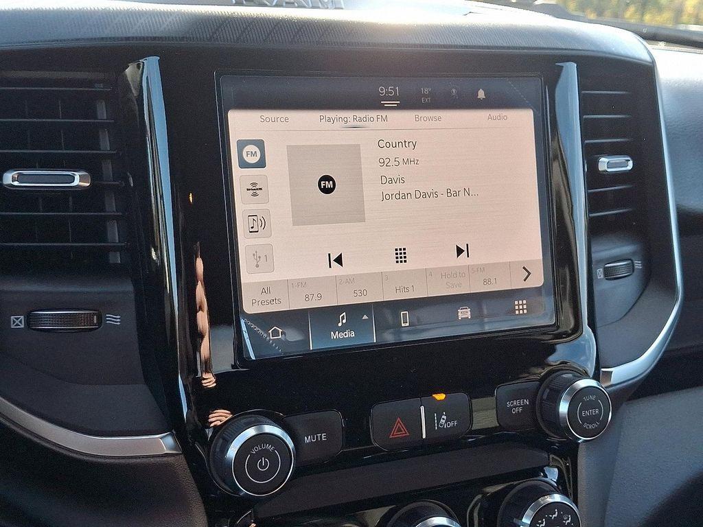 new 2025 Ram 1500 car, priced at $52,555