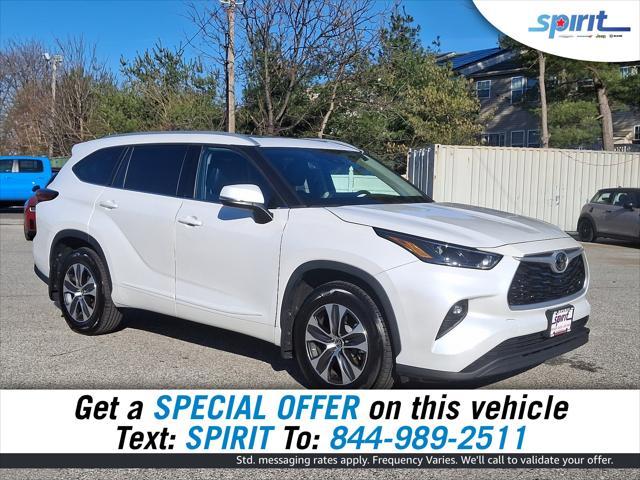 used 2022 Toyota Highlander car