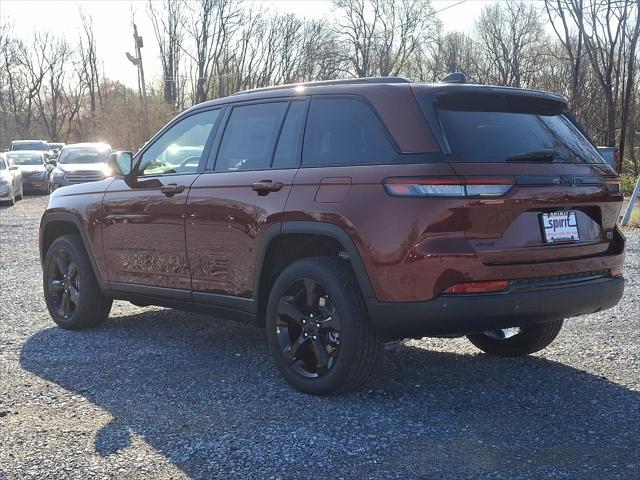 new 2025 Jeep Grand Cherokee car, priced at $48,375