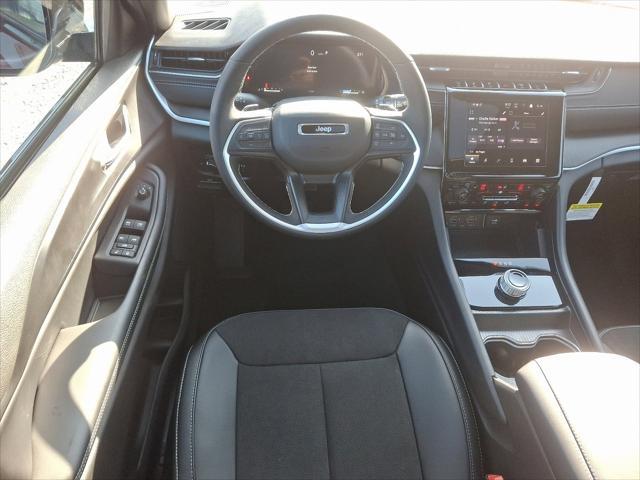new 2025 Jeep Grand Cherokee car, priced at $48,375
