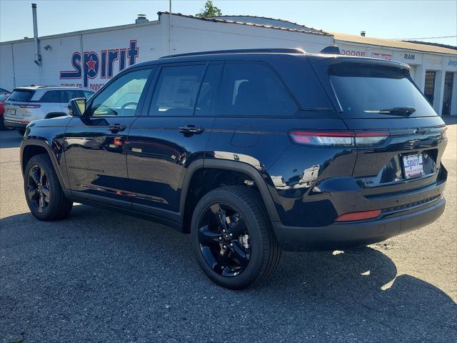 new 2024 Jeep Grand Cherokee car, priced at $53,999