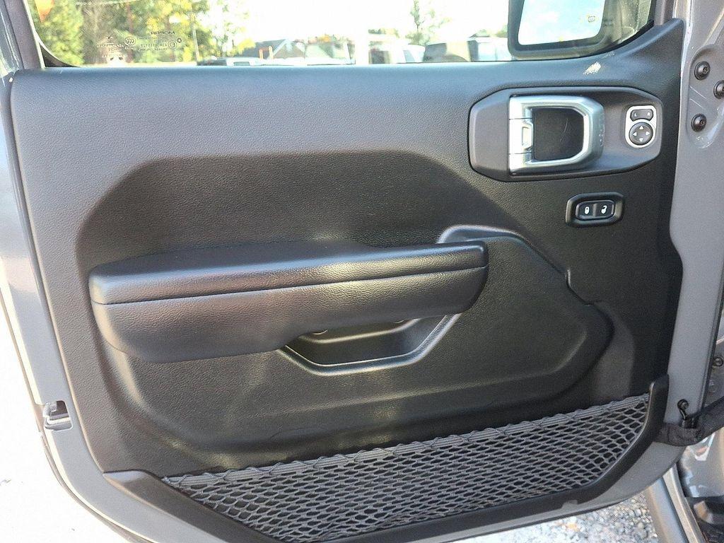 used 2021 Jeep Wrangler Unlimited car, priced at $35,000