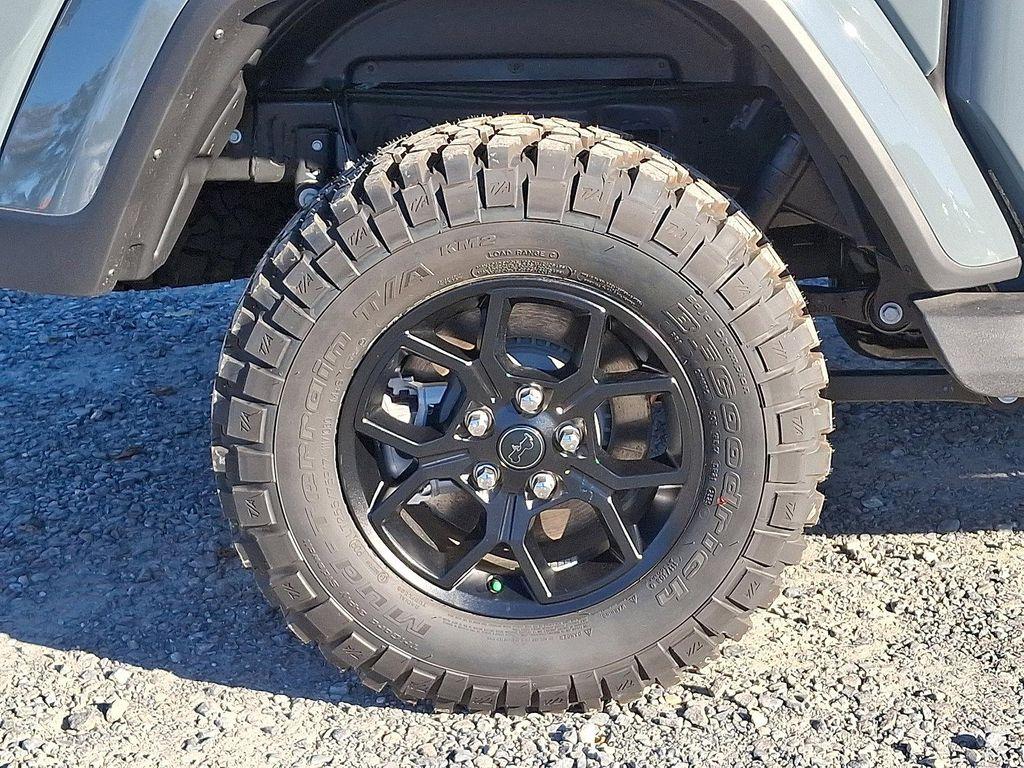 new 2025 Jeep Gladiator car, priced at $49,410