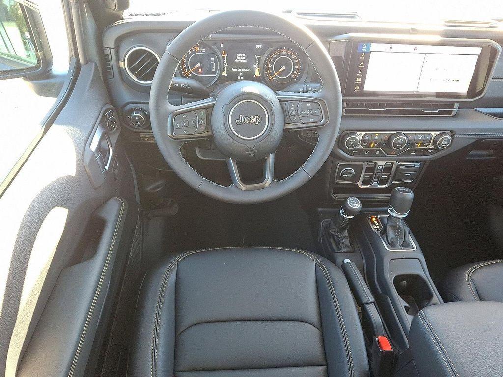 new 2025 Jeep Gladiator car, priced at $49,410