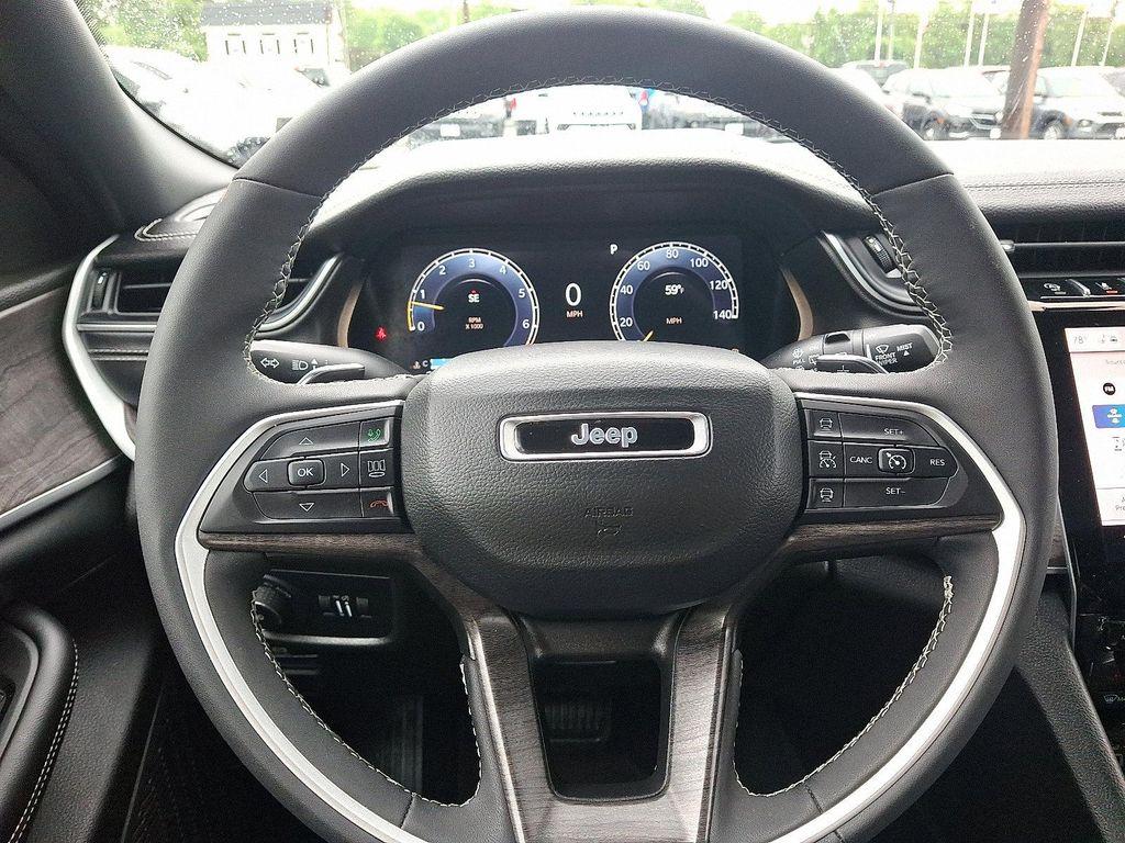 used 2024 Jeep Grand Cherokee car, priced at $43,287