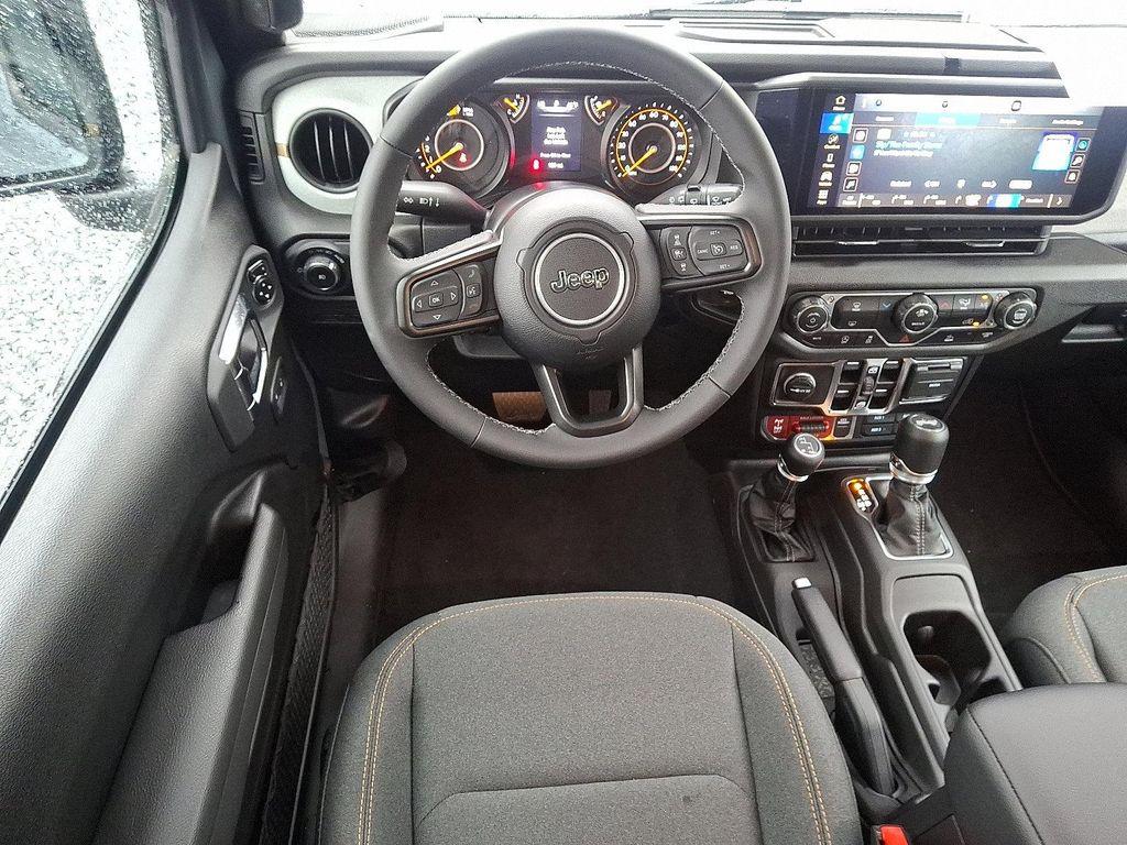 new 2025 Jeep Wrangler car, priced at $49,913