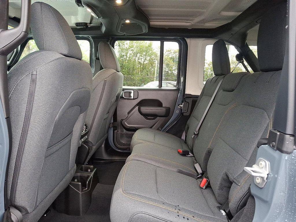new 2025 Jeep Wrangler car, priced at $49,913
