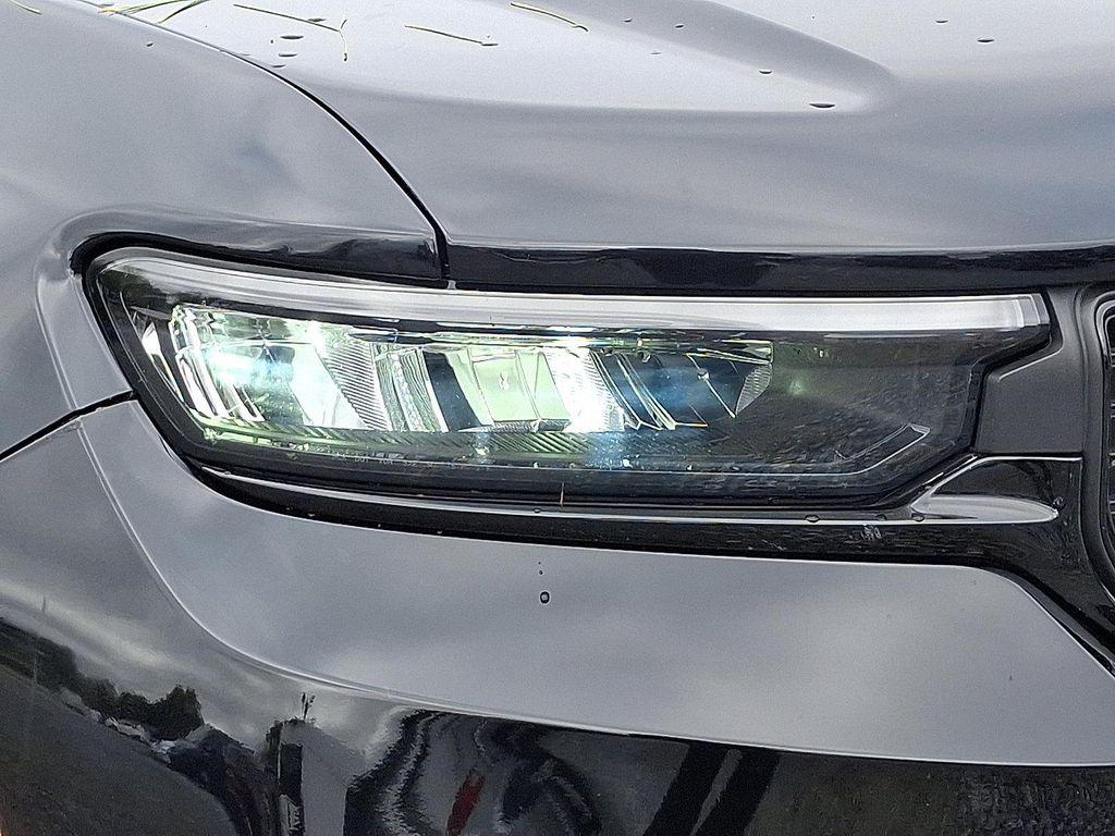 used 2023 Jeep Grand Cherokee car