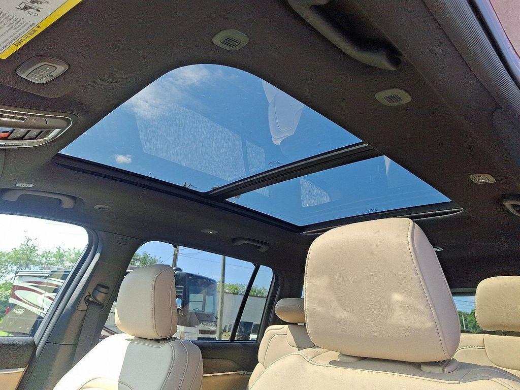 new 2025 Jeep Grand Cherokee L car, priced at $54,303