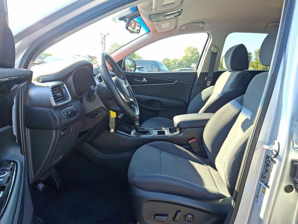 used 2019 Kia Sorento car, priced at $21,500
