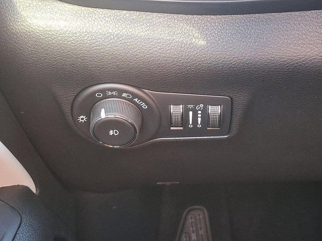 new 2026 Jeep Compass car, priced at $35,350