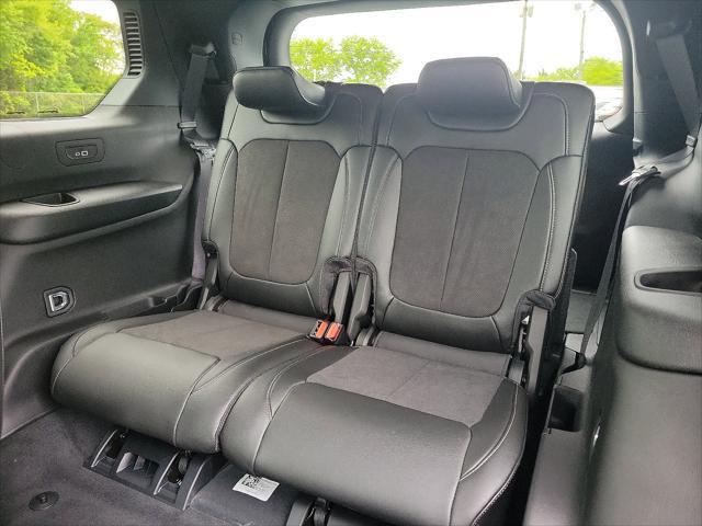 new 2025 Jeep Grand Cherokee L car, priced at $50,375