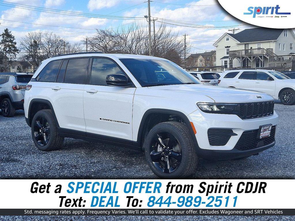 new 2025 Jeep Grand Cherokee car, priced at $47,580