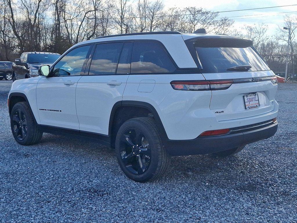 new 2025 Jeep Grand Cherokee car, priced at $46,442