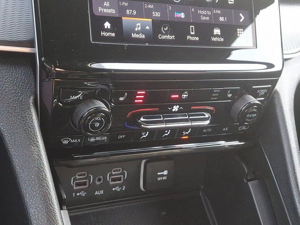 used 2024 Jeep Grand Cherokee car, priced at $38,500