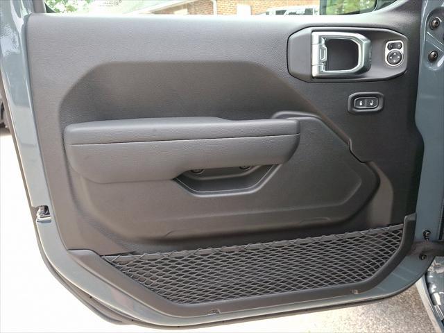 new 2025 Jeep Wrangler car, priced at $53,545