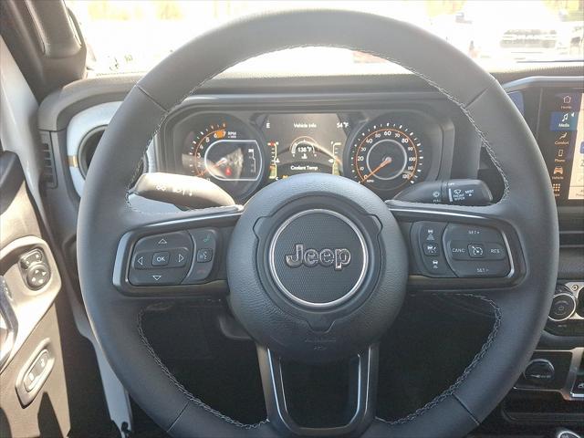 new 2025 Jeep Wrangler car, priced at $42,355