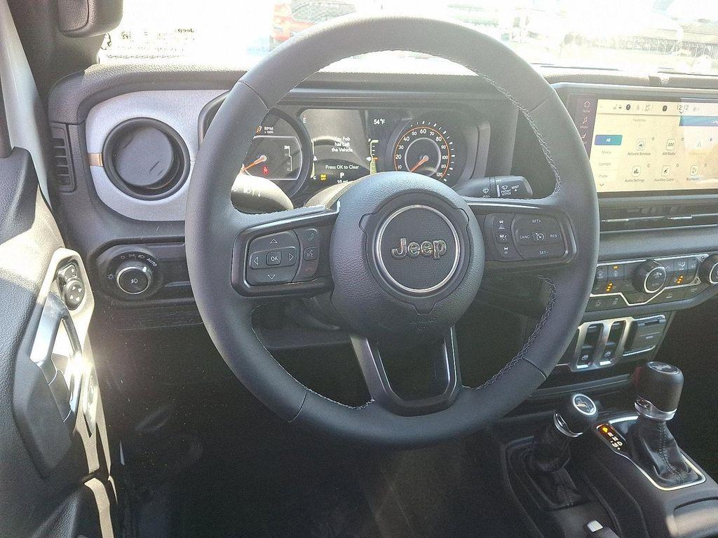 new 2025 Jeep Wrangler car, priced at $41,679