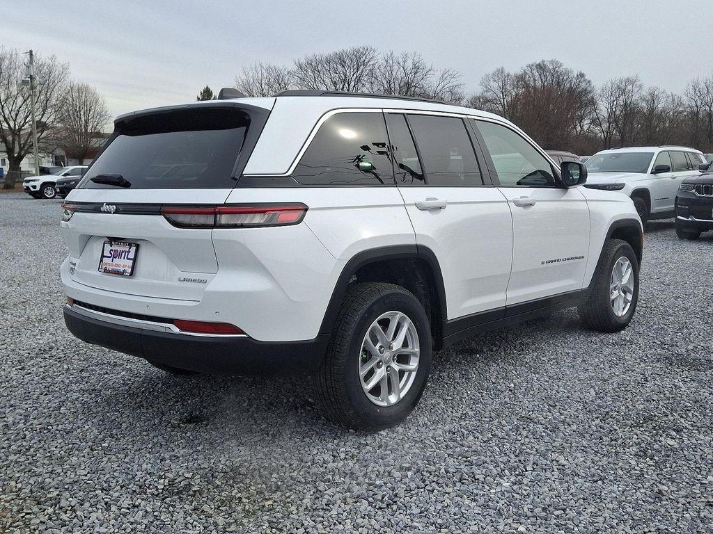 new 2025 Jeep Grand Cherokee car, priced at $42,660