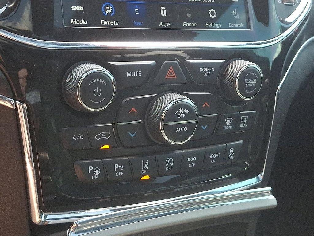used 2021 Jeep Grand Cherokee car, priced at $32,600