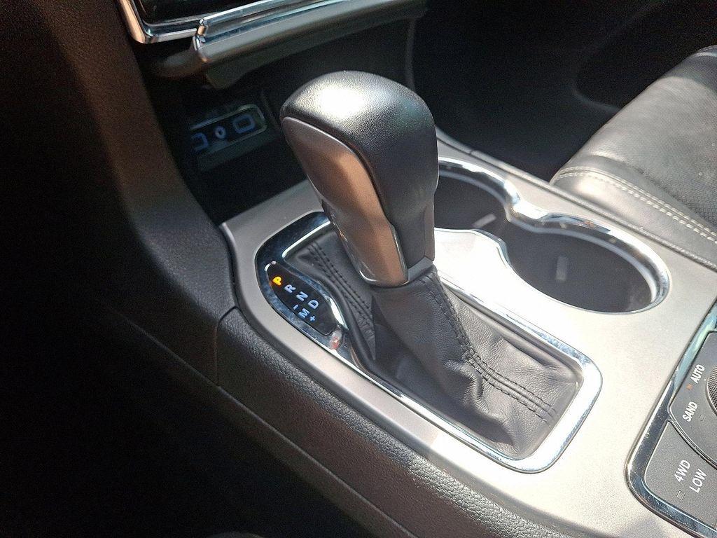 used 2021 Jeep Grand Cherokee car, priced at $32,600