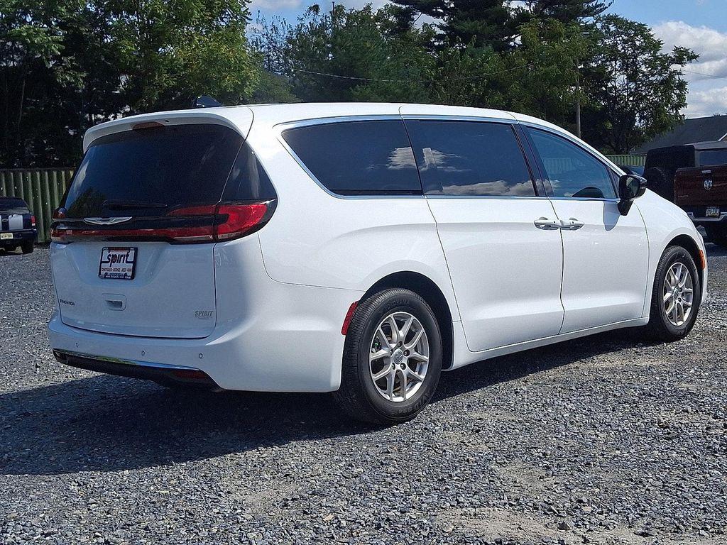 used 2024 Chrysler Pacifica car, priced at $35,500